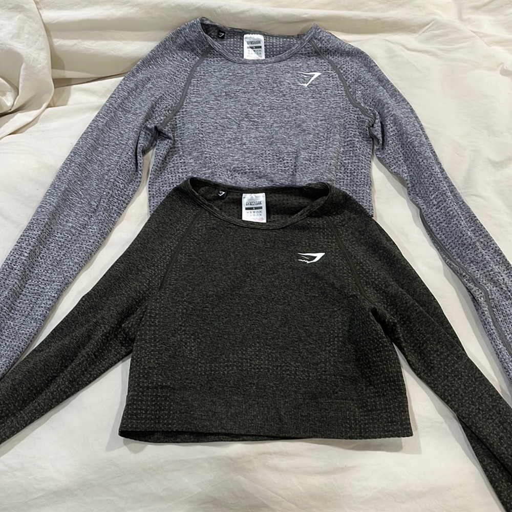 Gym shark crop tops